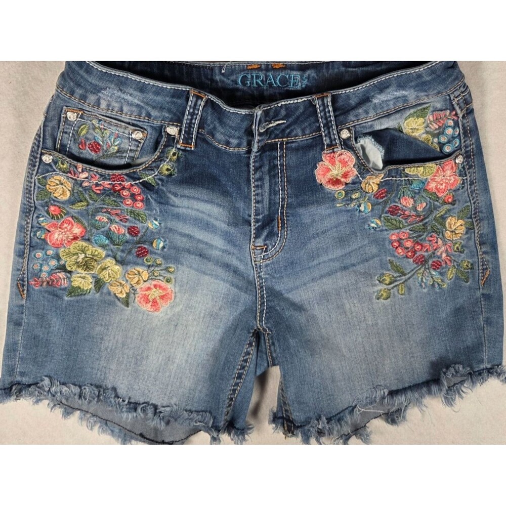 Grace In LA Floral Embroidered Denim Shorts Womens 30 Blue Cut Off Raw Hem